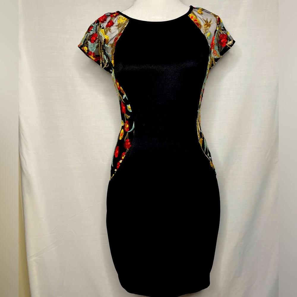 BCX Black with Floral Embroidery Dress Size 11 Junior